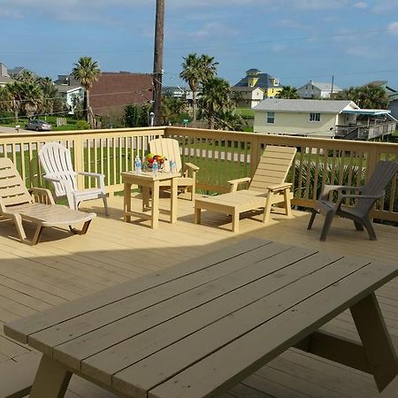 גלווסטון Private Beach -- Away From The Crowds - Ocean Views -Short Drive To Moody Gardens, Schlitter Bahn, Pleasure Pier מראה חיצוני תמונה