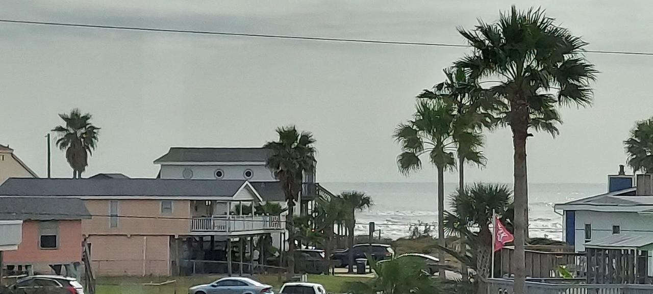גלווסטון Private Beach -- Away From The Crowds - Ocean Views -Short Drive To Moody Gardens, Schlitter Bahn, Pleasure Pier מראה חיצוני תמונה