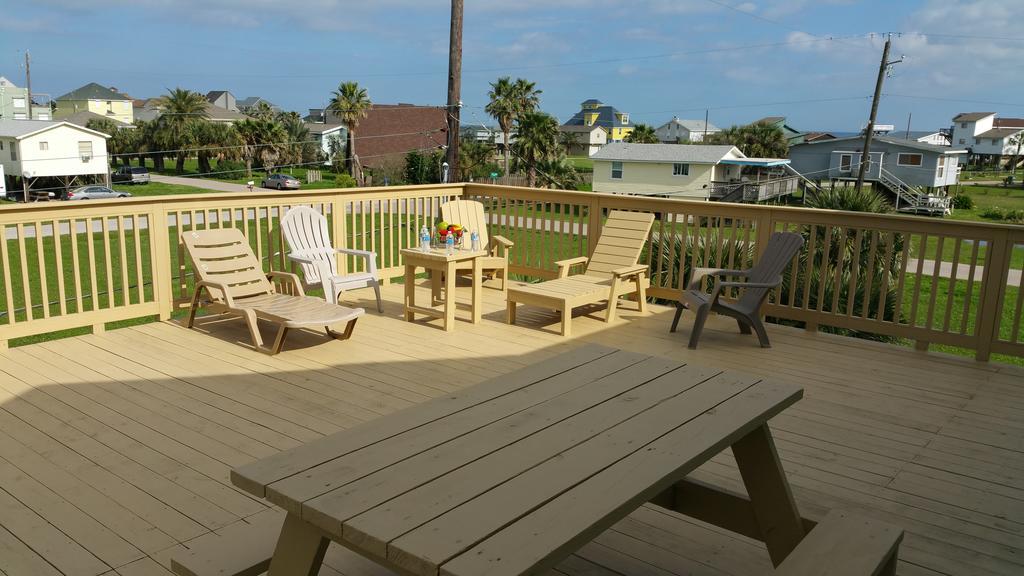 גלווסטון Private Beach -- Away From The Crowds - Ocean Views -Short Drive To Moody Gardens, Schlitter Bahn, Pleasure Pier מראה חיצוני תמונה